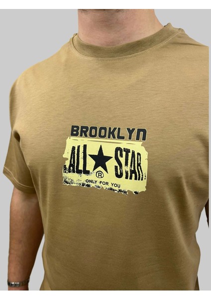 Erkek Brooklyn Yuvarlak Yaka Arka Baskılı Oversize Kahverengi Tişört modelleri