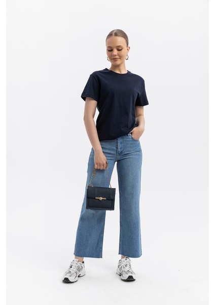 Bisiklet Yaka Pamuklu Normal Fit Basic Kısakol T-Shirt Lacivert fiyatları