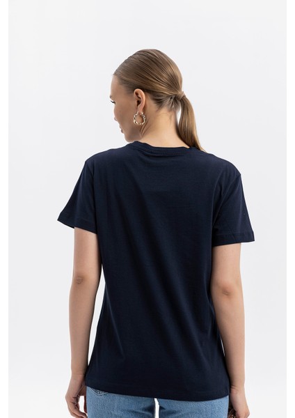 Bisiklet Yaka Pamuklu Normal Fit Basic Kısakol T-Shirt Lacivert indirimleri