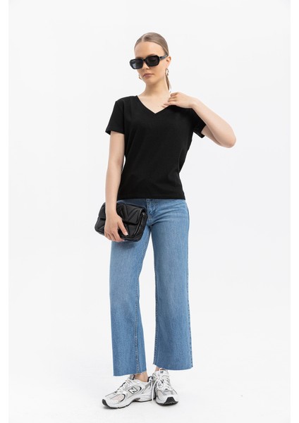 V Yaka Cloudtouch Yumuşak Basic Kısakol T-Shirt