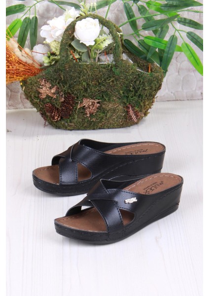 1852 Mulex Anatomik Hafif Rahat Kadın Terlik fırsatları