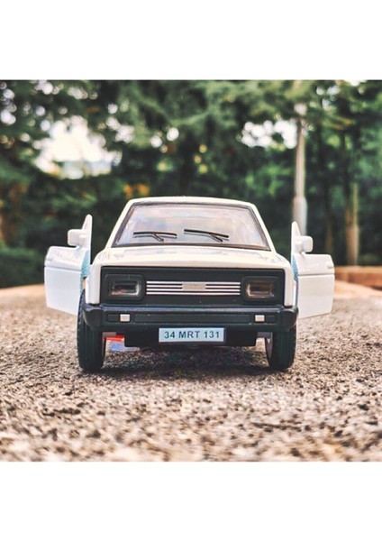 Ysfx 131 Koleksiyon Metal Araba 12CM Nostaljik Araba Beyaz Life Sell 721051 fiyatları