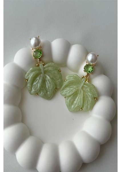 Kararamaz Çelik Yeşil Yaprak Motifli Kadın Küpe Yazlık Küpe Abiye Küpe Vintage Küpe