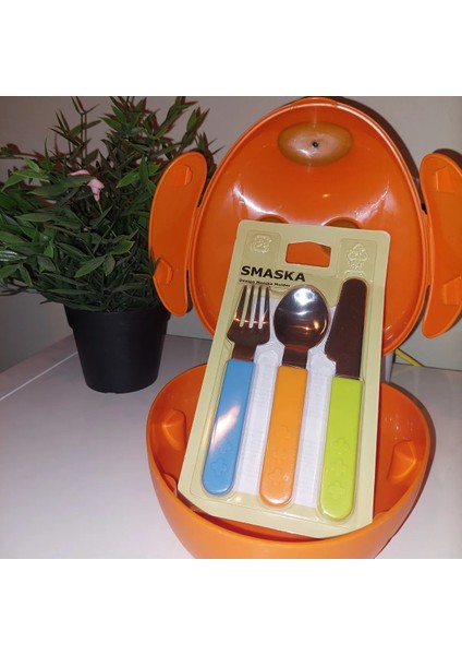Smaska Çocuk Çatal Bıçak ve Turuncu Saklama Kabı Seti 4 Parça fiyatları