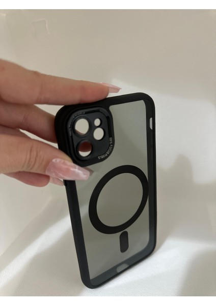 Iphone 11 Focus Pixel Magsafe Siyah indirimleri