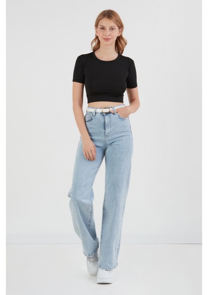 Basic Bisiklet Yaka Crop Tişört