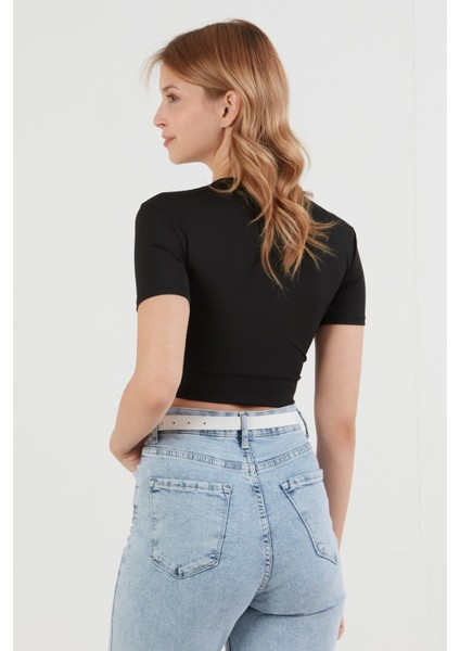 Basic Bisiklet Yaka Crop Tişört