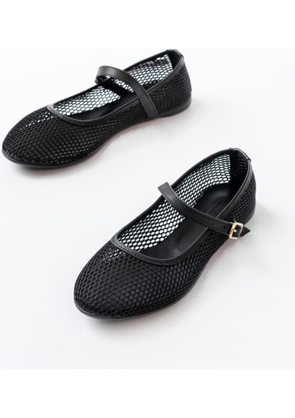 6325 Siyah Fileli Baret Toka Detaylı Günlük Kadın Babet modelleri