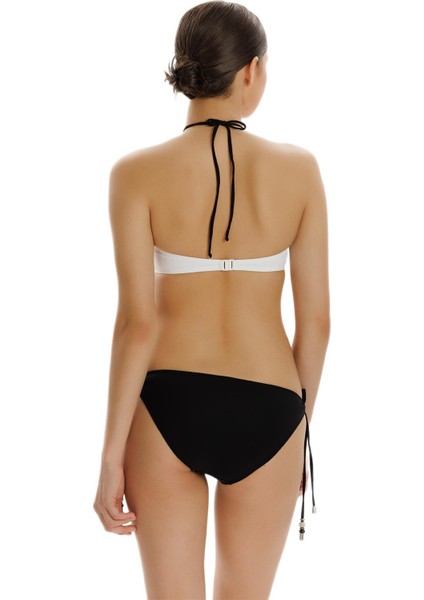 Siyah Aksesuar Detaylı Bikini Alt