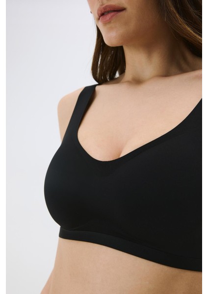 Balensiz Dikişsiz Lazer Çıkarılabilir Pedli Sütyen C26125 Siyah fiyatları