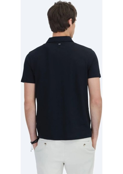 Siyah Desenli Polo Yaka Pamuk Karışımlı T-Shirt indirimleri