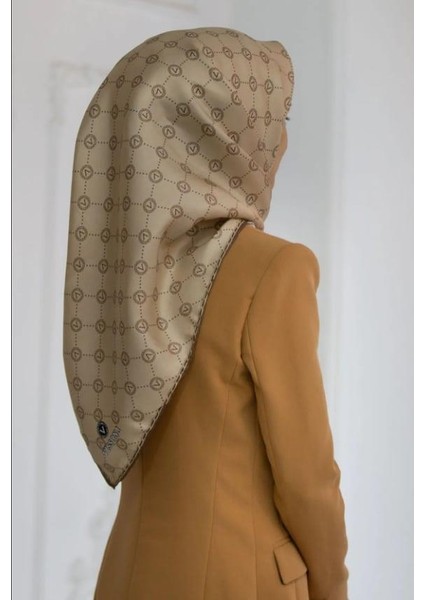 Camel-Kahve Monogram Desenli Tivil Ipek Eşarp DGN52033-0004