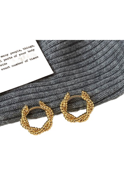 Basit, Çok Yönlü Niş Tasarım Küpeler Modadan Banliyö Küpelerine (Yurt Dışından)