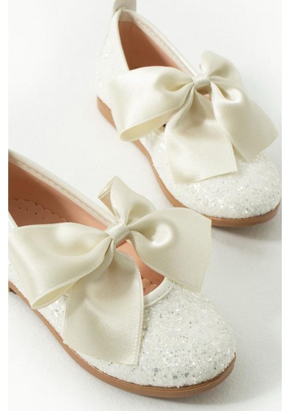 Marry Gloss Simli Parlak ve Şık Babet Özel Gün Büyük Saten Fiyonklu Kız Çocuk Ayakkabı modelleri