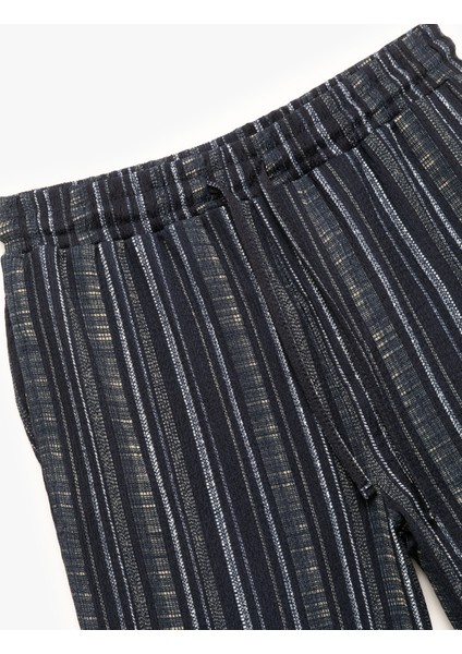 Beli Bağcıklı Bürümcük Çizgili Bermuda Şort modelleri