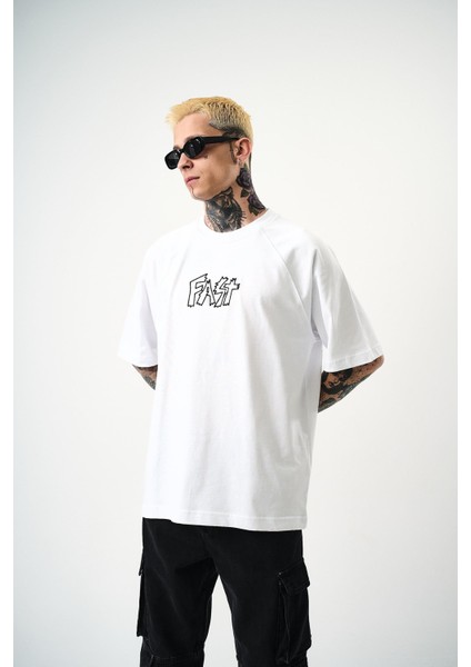 Erkek Fast Nakışlı Oversize T-Shirt Beyaz modelleri