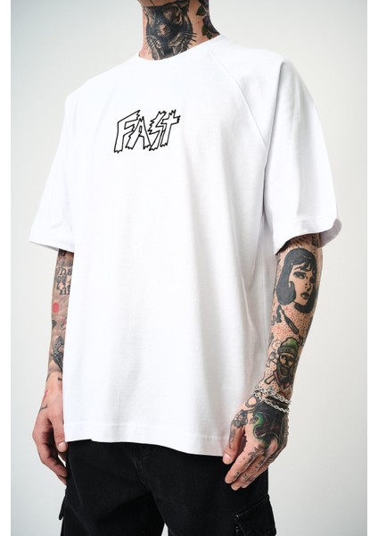 Erkek Fast Nakışlı Oversize T-Shirt Beyaz indirimleri