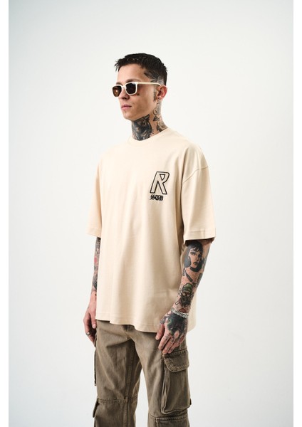 Erkek R Creative Nakışlı Oversize T-Shirt Bej modelleri