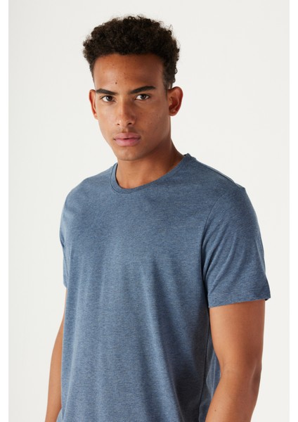 Erkek Indigo Melanj Pamuklu Slim Fit Dar Kesim Bisiklet Yaka Tişört