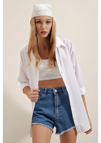 Beyaz Oversize Uzun Basic Dokuma Gömlek