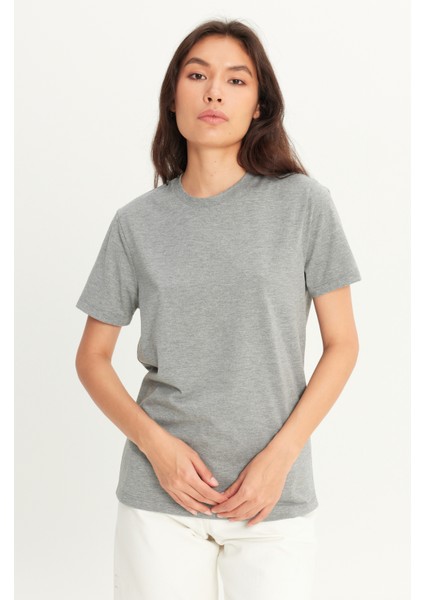 Erkek Koyu Gri Pamuklu Slim Fit Dar Kesim Bisiklet Yaka Tişört indirimleri