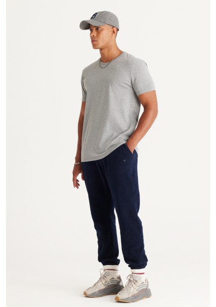 Erkek Koyu Gri Pamuklu Slim Fit Dar Kesim Bisiklet Yaka Tişört