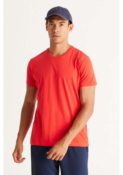 Erkek Kırmızı %100 Pamuk Slim Fit Dar Kesim Bisiklet Yaka Tişört