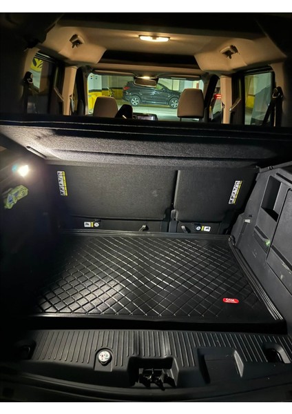 Ford Tourneo Courier 2024 Sonrası Bagaj Havuzu