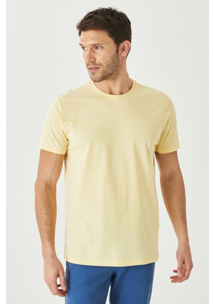 Erkek Sarı %100 Pamuk Slim Fit Dar Kesim Bisiklet Yaka Tişört