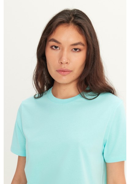 Erkek Turkuaz %100 Pamuk Slim Fit Dar Kesim Bisiklet Yaka Tişört
