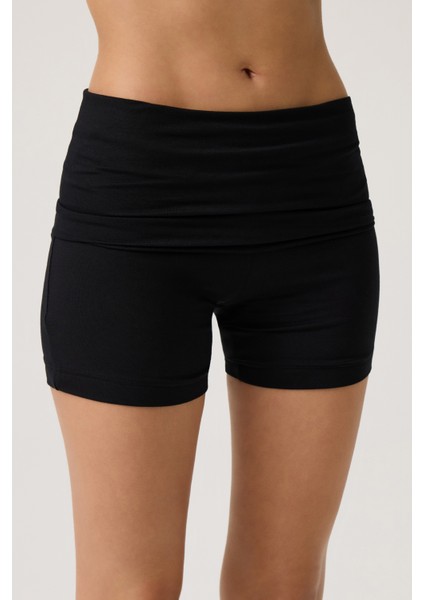 Siyah Katlanabilir Bel Detaylı Şort Lounge Shorts indirimleri
