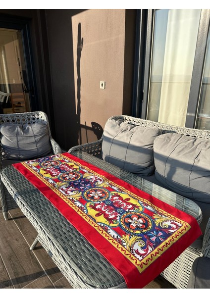 140X50 cm Leke Tutmaz Baskılı Milano Serisi Kırmızı Runner