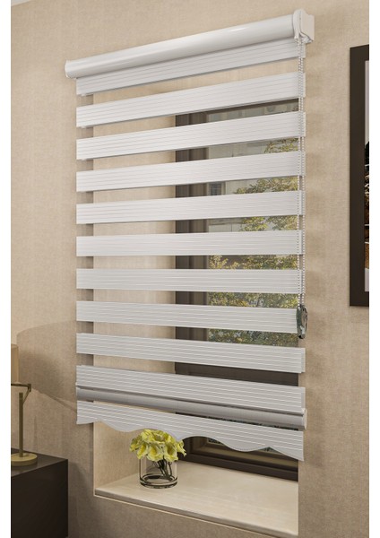 Zebra Beyaz Pliseli Etek Dilimli Kolay Montaj Kumaş