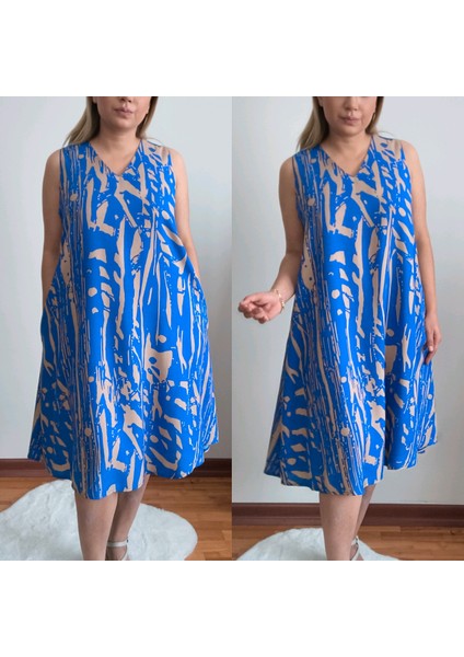 V Yaka Mavi Desenli Sıfır Kol Maksi Elbise