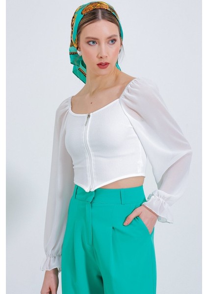 Beyaz Şifon Önü Fermuarlı Bluz 0496 fırsatları