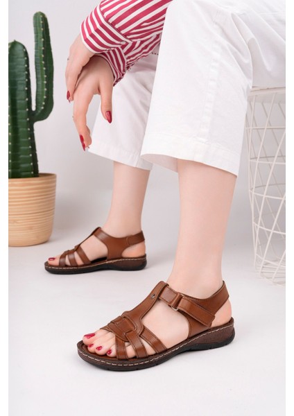 15214 Ortopedi Topuklu Ortopedik Sandalet