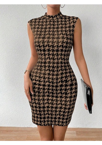 Kadın Yarı Balıkçı Yaka Kolsuz Desenli Kısa Dalgıç Elbise