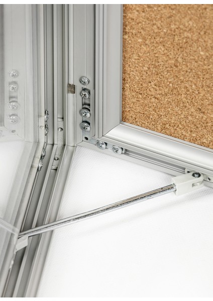 45 mm Mantar Zeminli Kilitli Ilan Panosu fırsatları