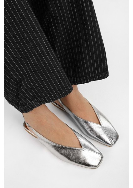 Kadın Noya Gümüş Parlak Babet fırsatları