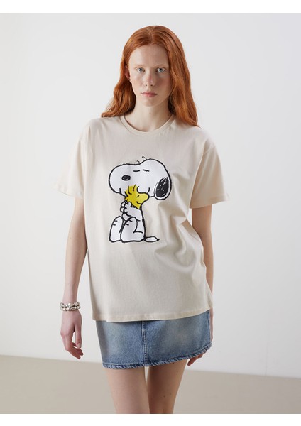 Yeni Sezon Bisiklet Yaka Snoopy Baskili Kadin Tisort - S5O066Z8