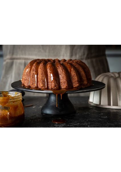 Masterclass Dökme Alüminyum Dekoratif Kek Kalıbı 24.5cm/9