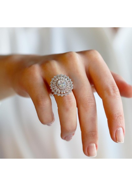 Oval Mekik Taşlı Sky Diamond Gümüş Yüzük fırsatları