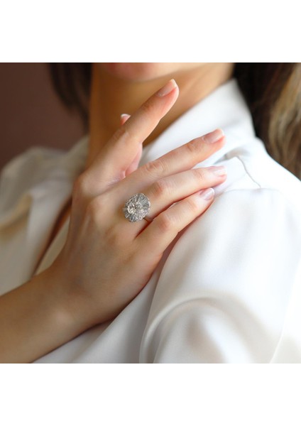 Sky Diamond Baget Oval Kesimli Gümüş Yüzük modelleri