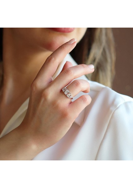 Sky Diamond Pear Kesimli Gümüş Yüzük