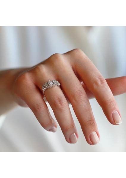 Sky Diamond Pear Kesimli Gümüş Yüzük fiyatları