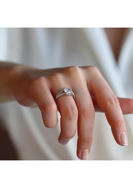 Sky Diamond Radiant 2.00CT Gümüş Yüzük modelleri