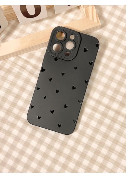 Iphone 15 Pro Max Uyumlu Kılıf Mat Siyah Kalp Desenli Yumuşak Kamera Korumalı Kapak indirimleri