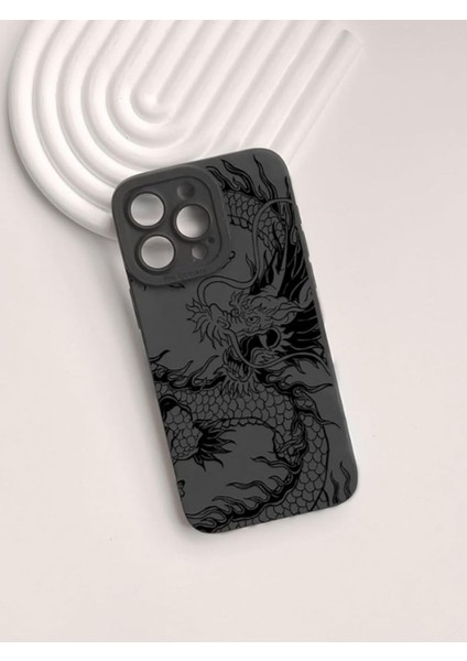 Iphone 14 Pro Max Uyumlu Kılıf Mat Siyah Ejderha Desenli Yumuşak Kamera Korumalı Kapak