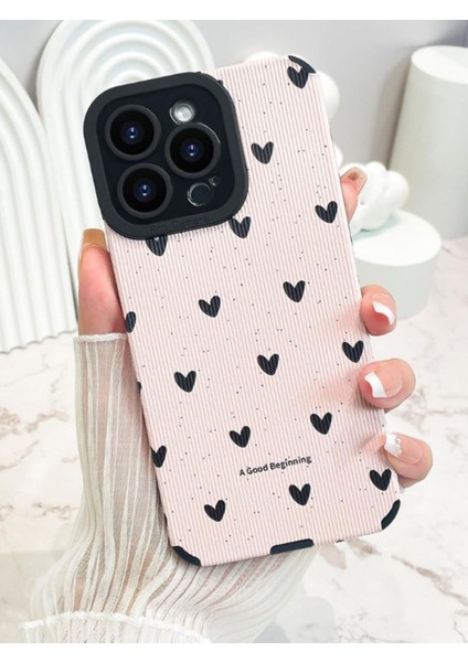 iPhone 13 Pro Max Kılıf Siyah Kalp Desenli Kamera Korumalı Estetik Zarif Yumuşak Silikon Kapak