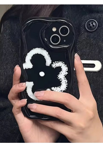Iphone 15 Uyumlu Kılıf New Flower Desenli Darbelere Karşı Dayanıklı Yumuşak Silikon Kapak Siyah